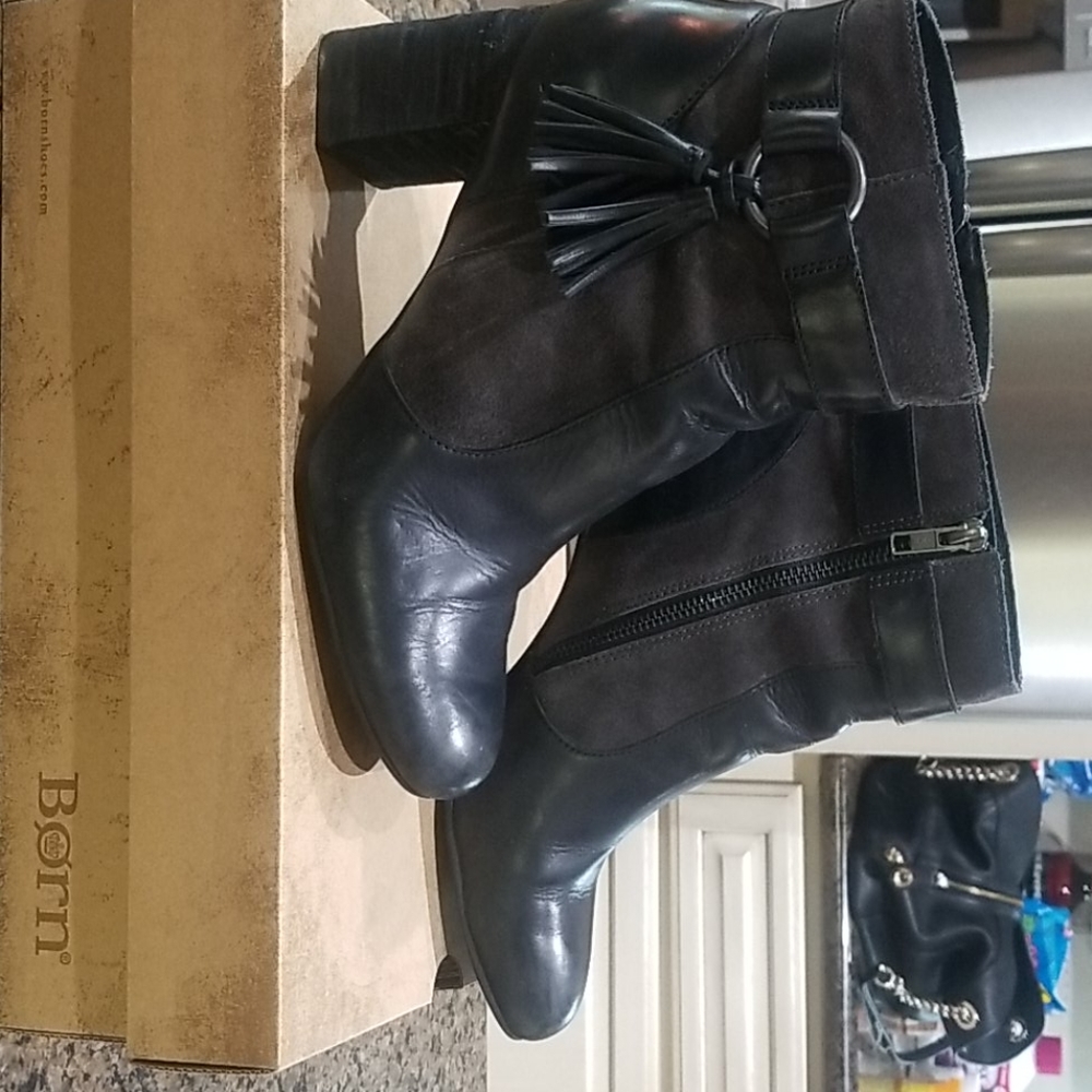 Born Toco Black/Grey Booties Sz 9